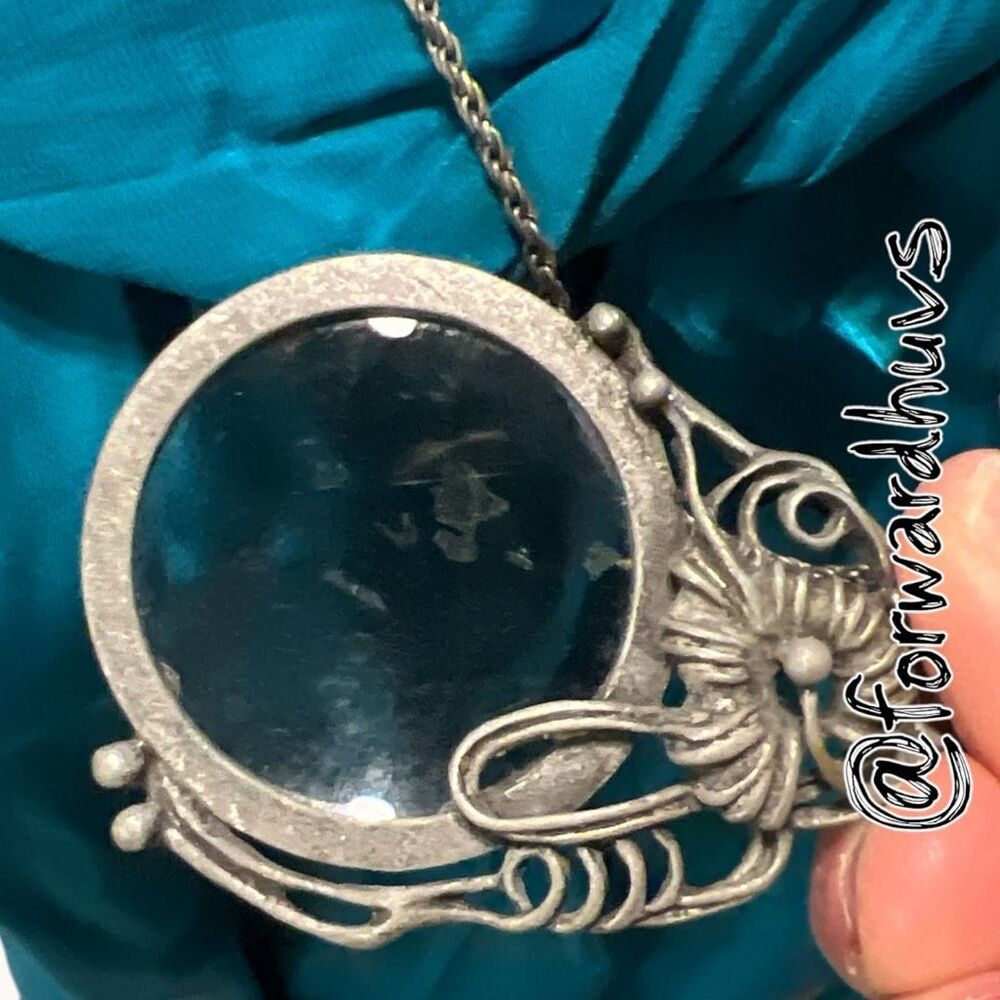 Steampunk Style Magnifying Glass Pendant Necklace 30” Silver Tone